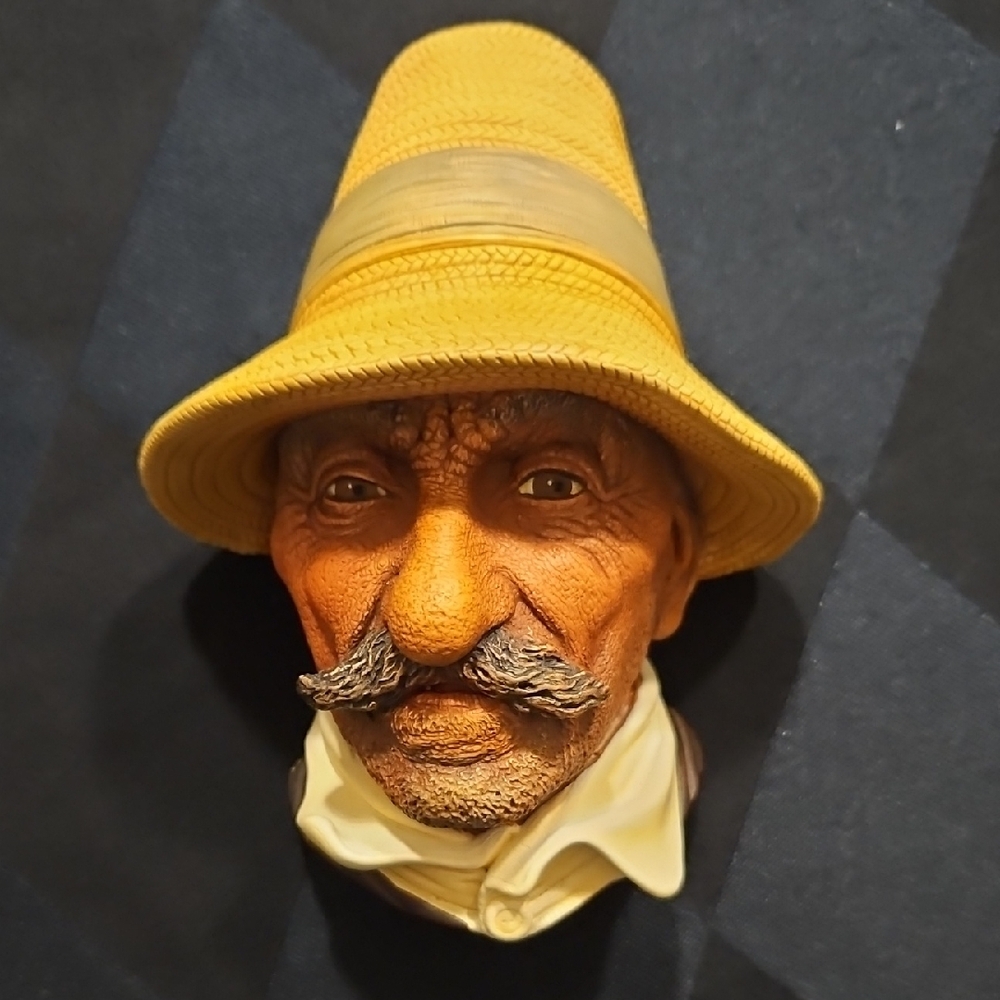 Bossons Vintage RUMANIAN 3D Chalkware Wallart